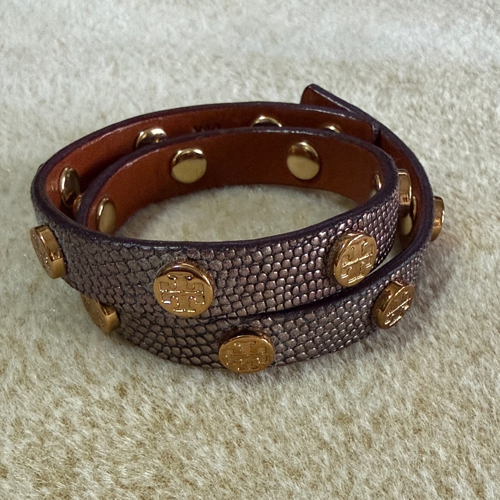 Tory Burch Gold and Plum Iridescent Pebbled Textured Bracelet